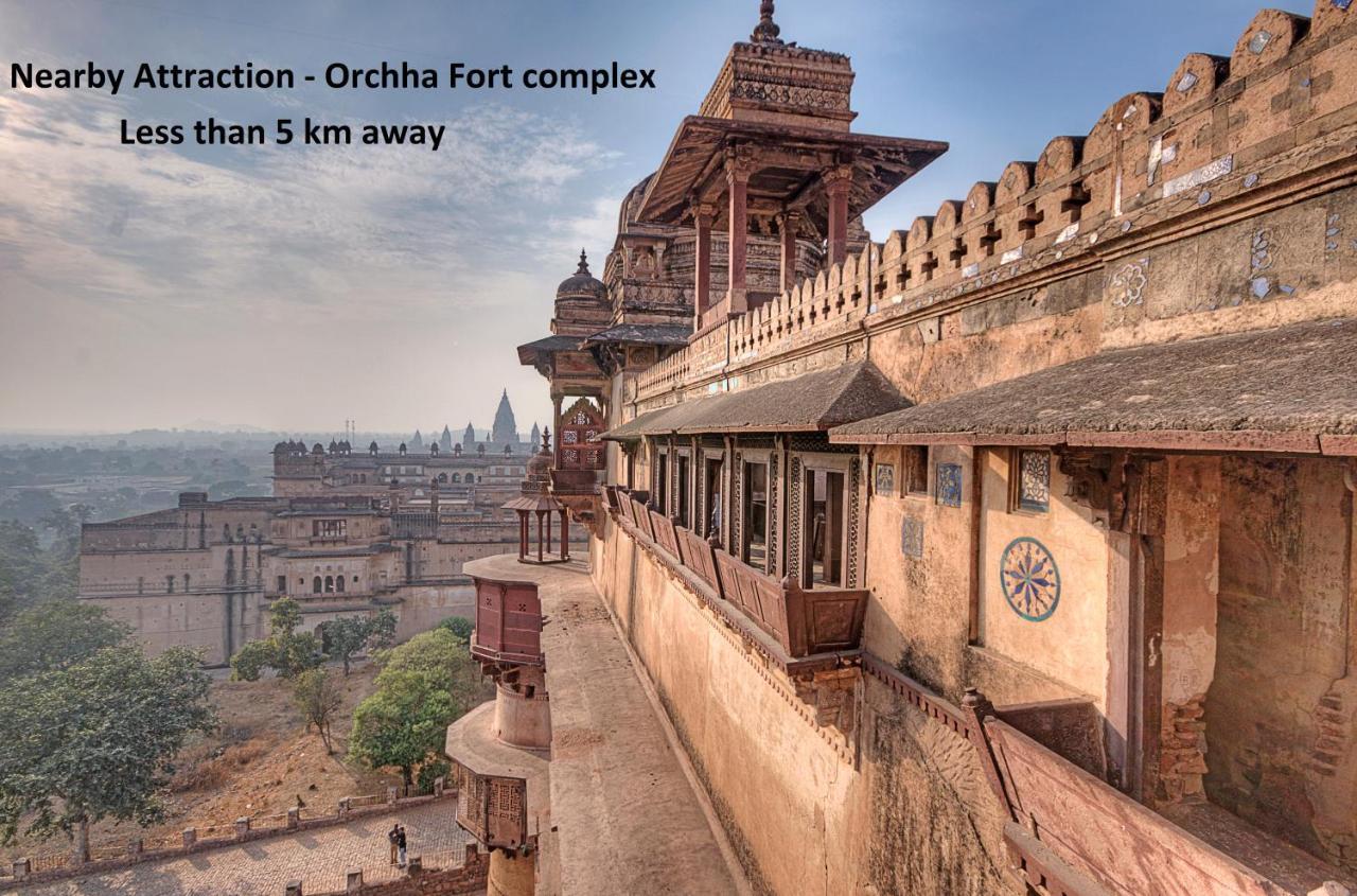 Oyo 23367 Farmsgreen Resort And Restaurant Orchha Exteriér fotografie